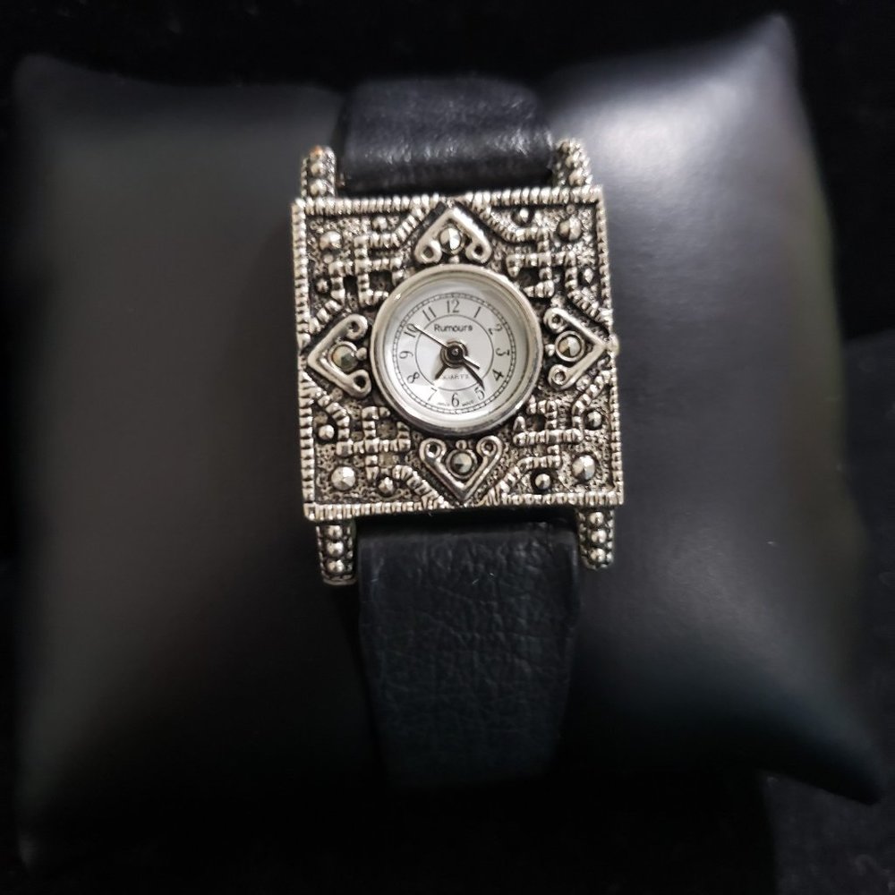 Rumours antique style leather band watch